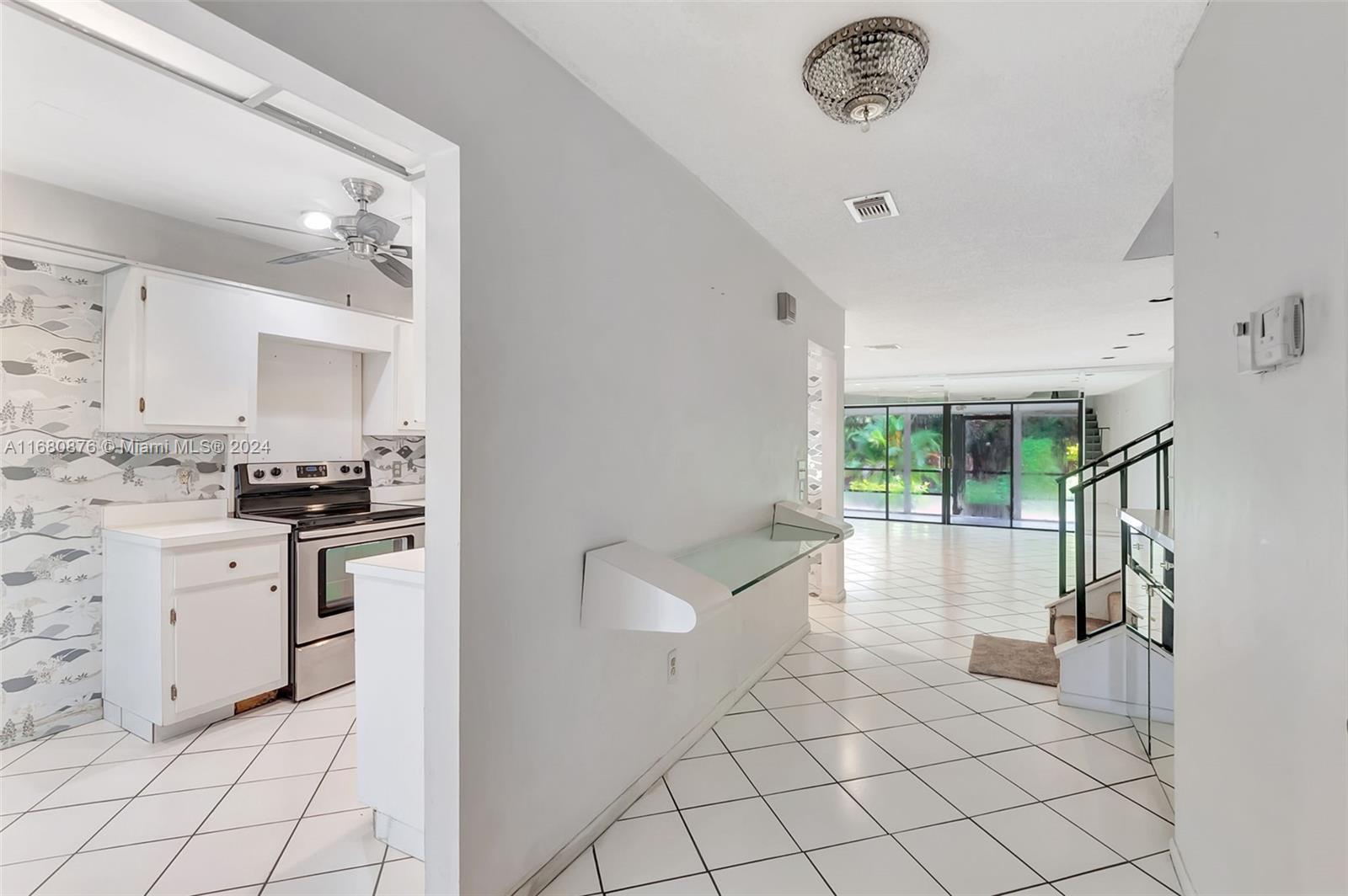 21864 Arriba Real, Unit 3E Boca Raton, FL 33433 - Photo 10 of 61