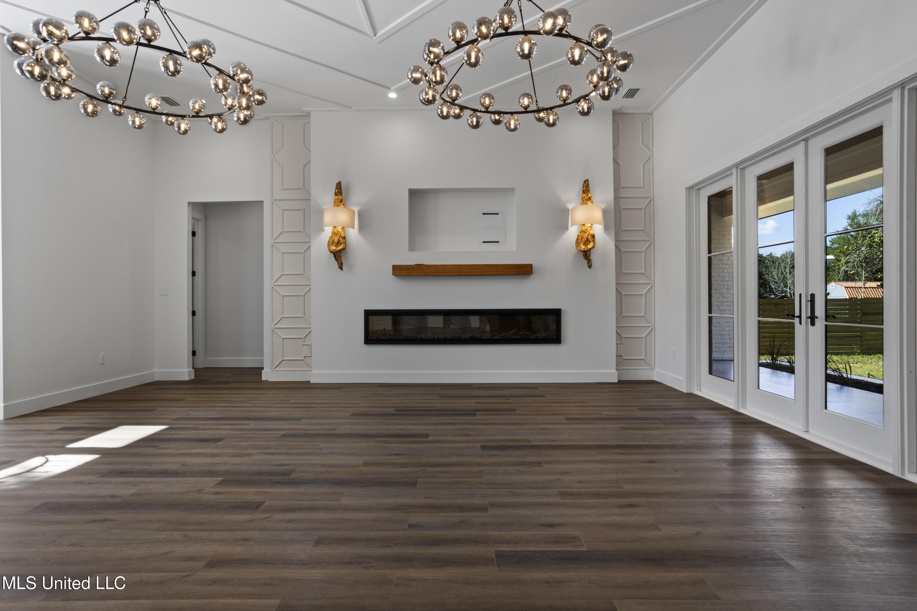 1203 Calhoun Street Ocean Springs, MS 39564 - Photo 11 of 78 0011