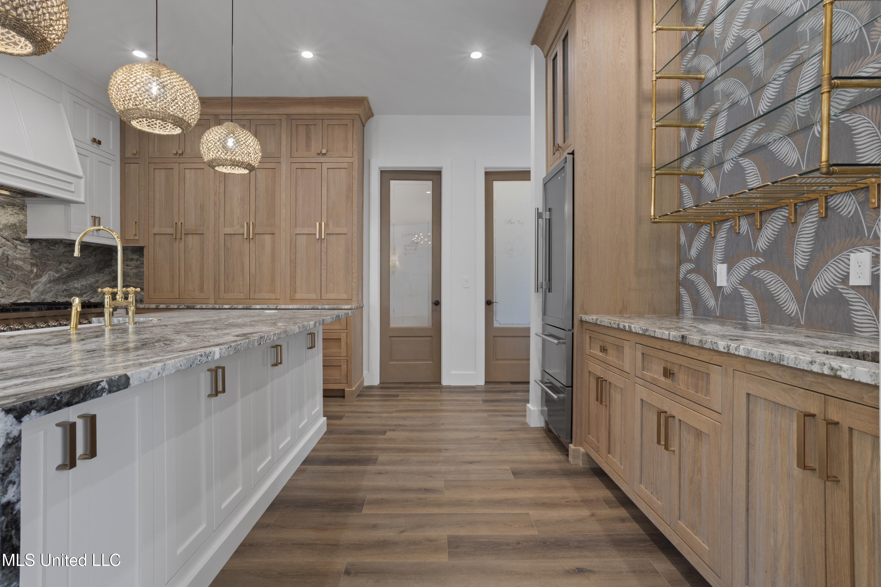 1203 Calhoun Street Ocean Springs, MS 39564 - Photo 17 of 78 0017