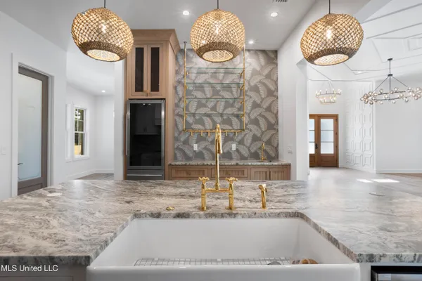 $1,550,000 | 1203 Calhoun Street, Ocean Springs, MS 39564