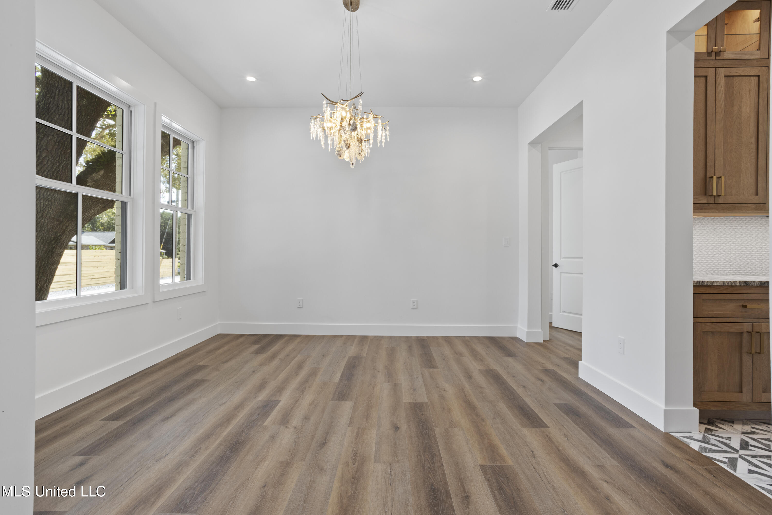 1203 Calhoun Street Ocean Springs, MS 39564 - Photo 27 of 78 0027