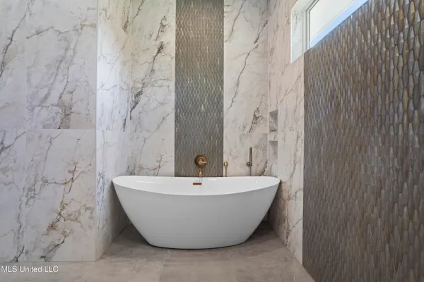 $1,550,000 | 1203 Calhoun Street, Ocean Springs, MS 39564