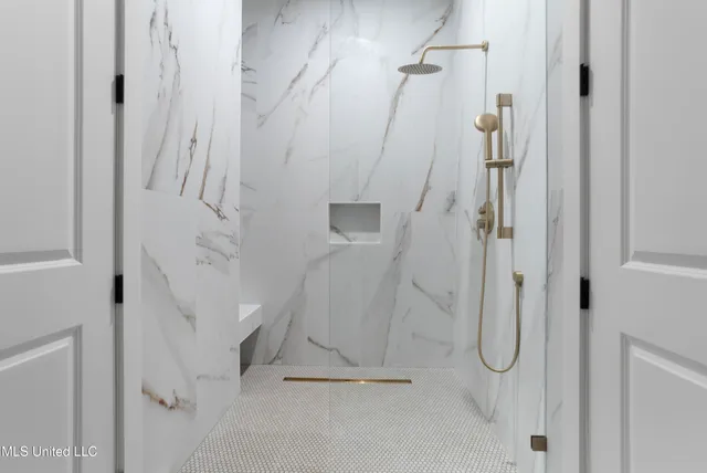 $1,600,000 | 1203 Calhoun Street, Ocean Springs, MS 39564