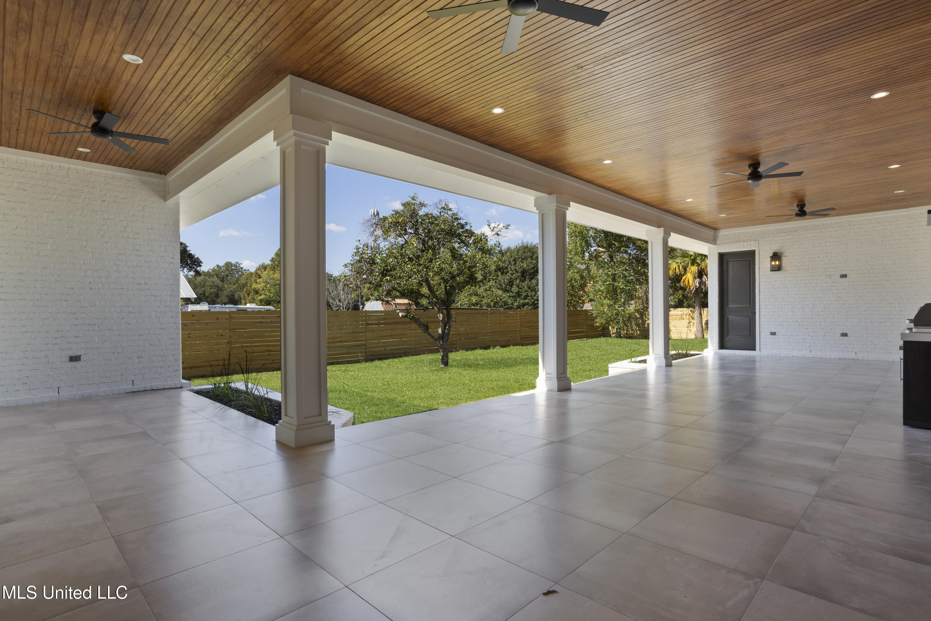 1203 Calhoun Street Ocean Springs, MS 39564 - Photo 66 of 78 0066 (1)