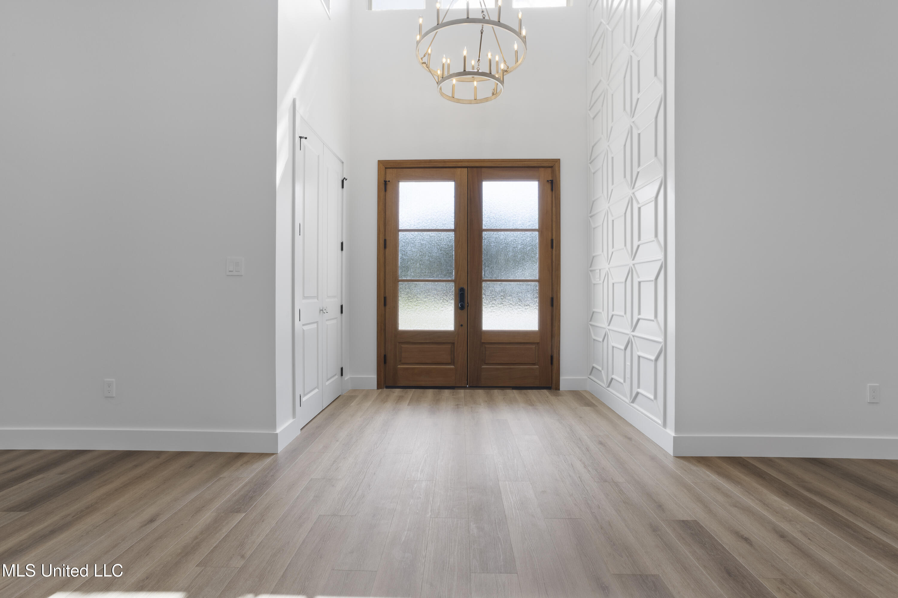 1203 Calhoun Street Ocean Springs, MS 39564 - Photo 6 of 78 0006