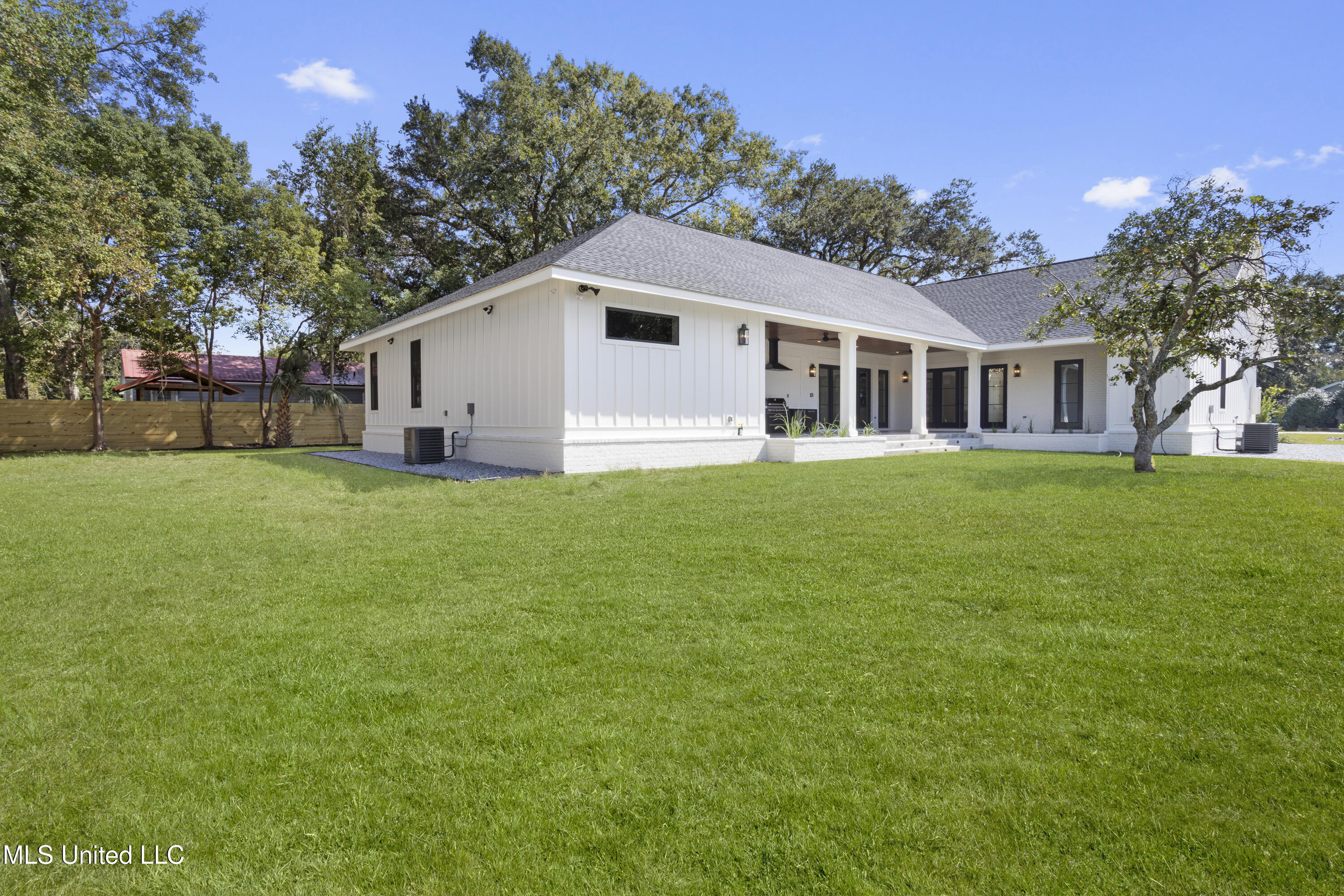 1203 Calhoun Street Ocean Springs, MS 39564 - Photo 70 of 78 0070 (1)