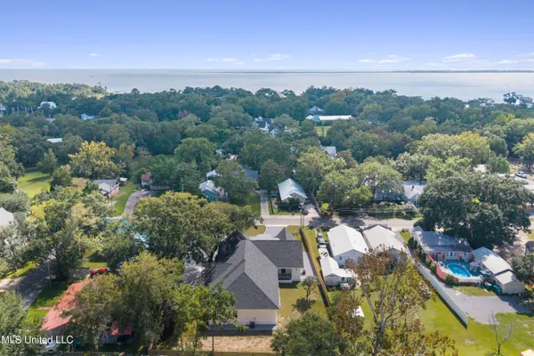 $1,550,000 | 1203 Calhoun Street, Ocean Springs, MS 39564