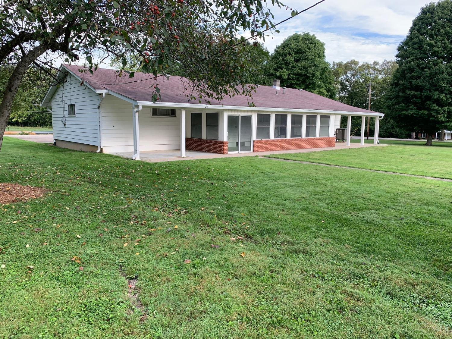 5886 Red Lion 5 Points Road Springboro, OH 45066 - Photo 9 of 27 Gallery Image 9