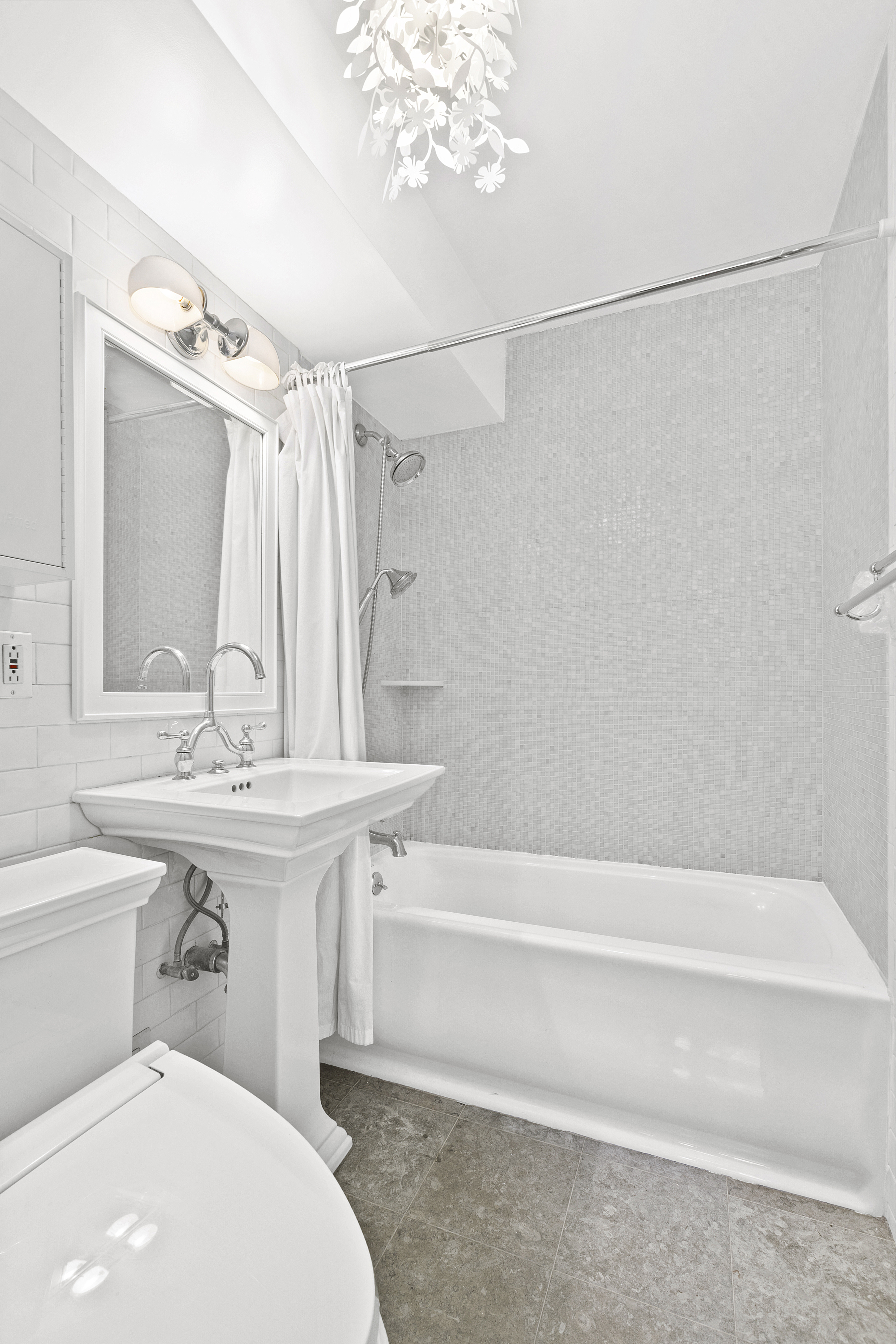 3 Sheridan Square, Unit 8H Manhattan, NY 10014 - Photo 5 of 10