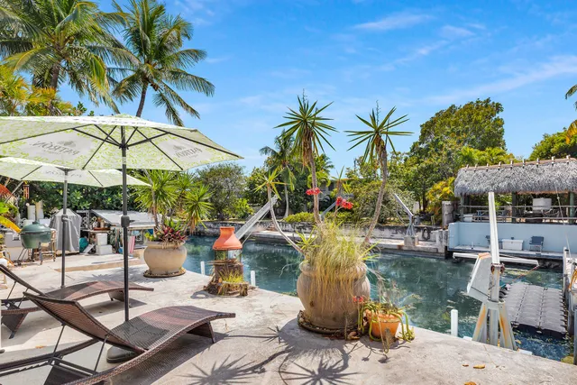 $1,649,000 | 1112 Grand Street, Unit AND HALF LOT, Key Largo, FL 33037