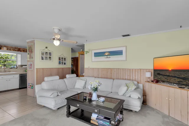 $1,649,000 | 1112 Grand Street, Unit AND HALF LOT, Key Largo, FL 33037