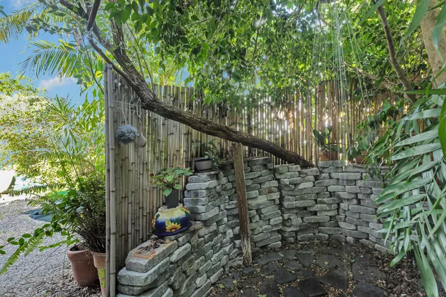 $1,649,000 | 1112 Grand Street, Unit AND HALF LOT, Key Largo, FL 33037