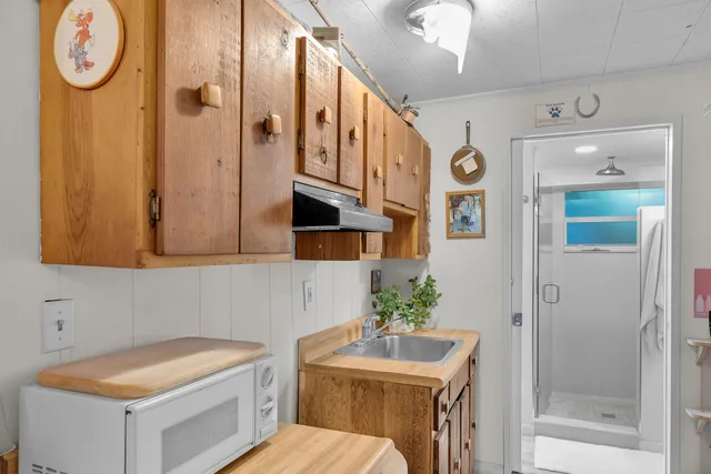 $1,649,000 | 1112 Grand Street, Unit AND HALF LOT, Key Largo, FL 33037