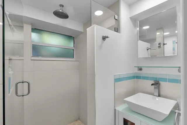 $1,649,000 | 1112 Grand Street, Unit AND HALF LOT, Key Largo, FL 33037