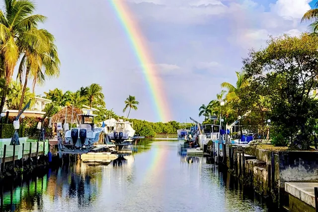 $1,649,000 | 1112 Grand Street, Unit AND HALF LOT, Key Largo, FL 33037