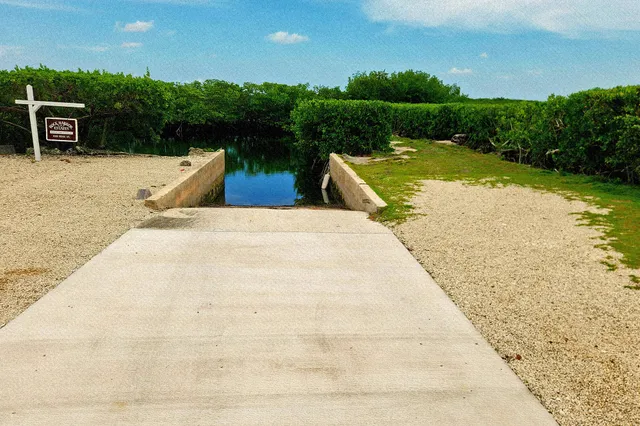 $1,649,000 | 1112 Grand Street, Unit AND HALF LOT, Key Largo, FL 33037