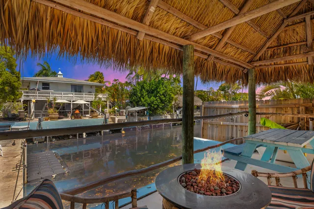 $1,649,000 | 1112 Grand Street, Unit AND HALF LOT, Key Largo, FL 33037