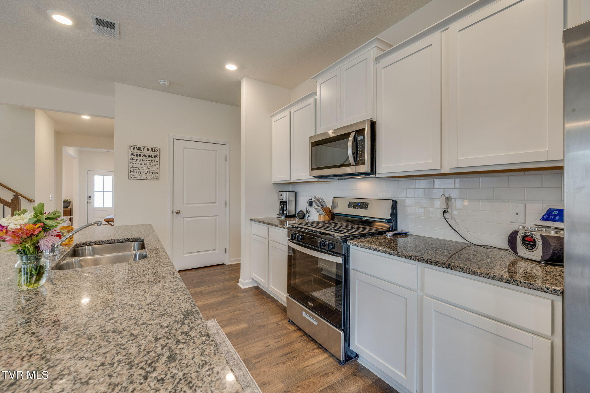 624 Barley Loop Jonesborough, TN 37659 - Photo 11 of 43 011-2