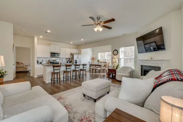 $464,900 | 624 Barley Loop, Jonesborough, TN 37659