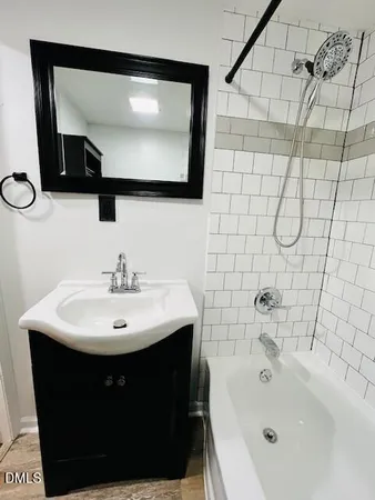 $1,500 | 422 Conover Street, Fuquay-Varina, NC 27526