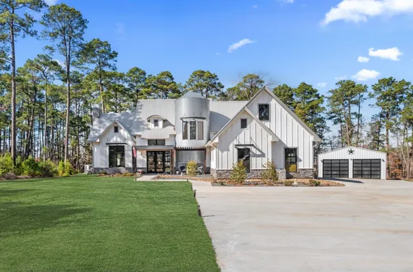 $2,300,000 | 705 Private Road 6028, Brookeland, TX 75931