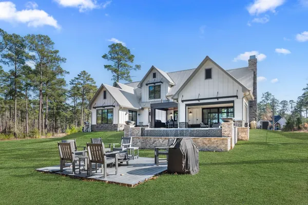 $2,300,000 | 705 Private Road 6028, Brookeland, TX 75931
