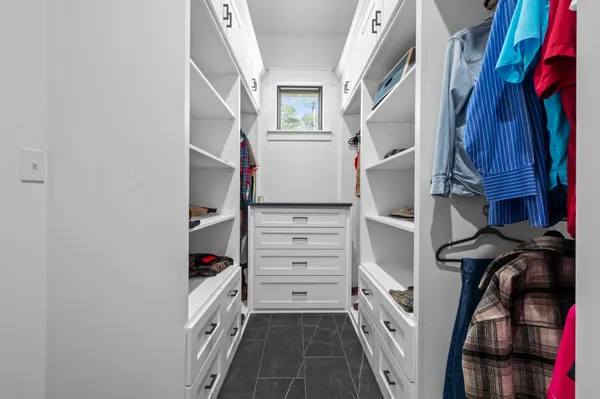 $2,300,000 | 705 Private Road 6028, Brookeland, TX 75931