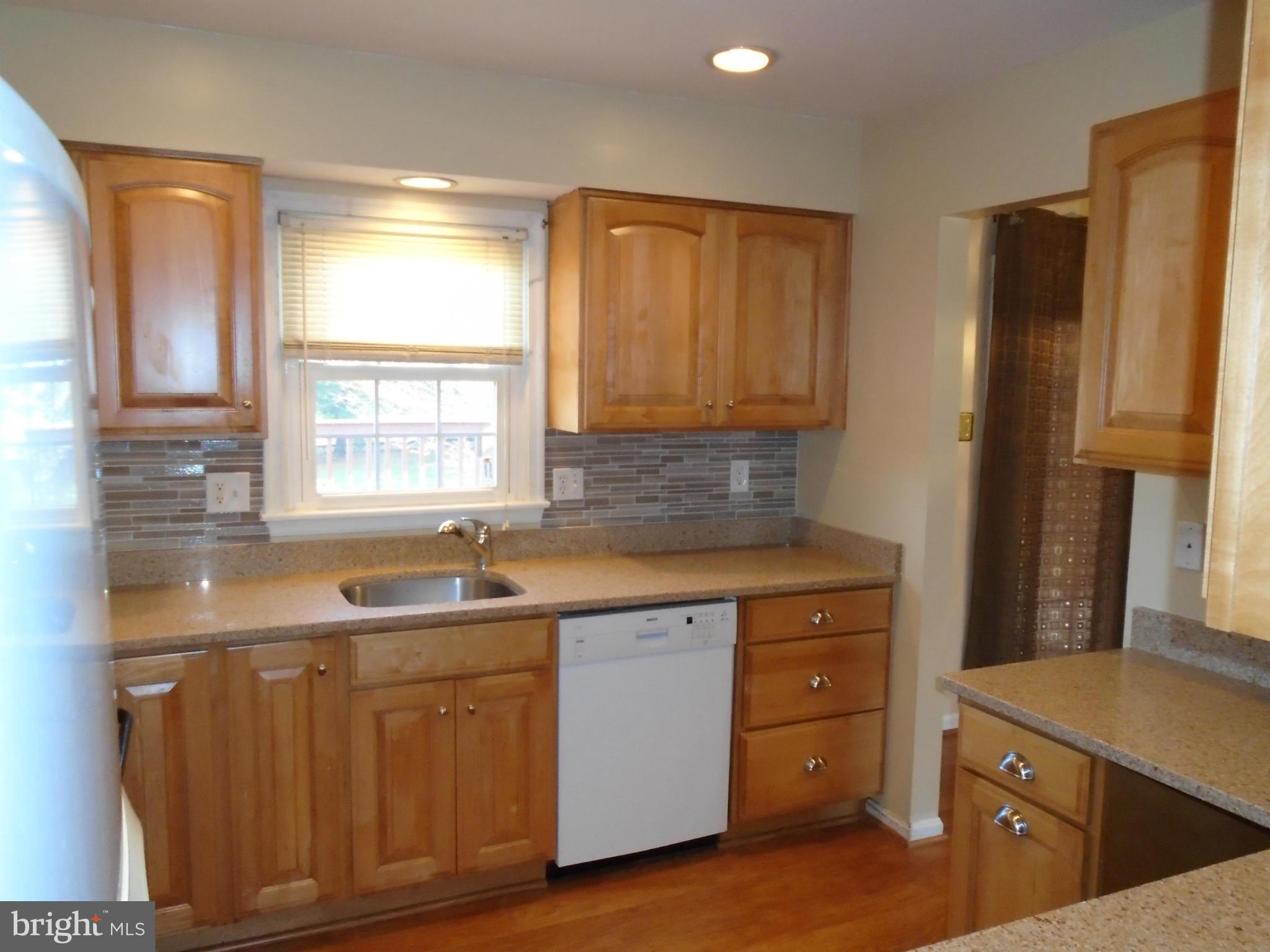 2702 Coon Club Road Westminster, MD 21157 - Photo 5 of 16 Kitchen