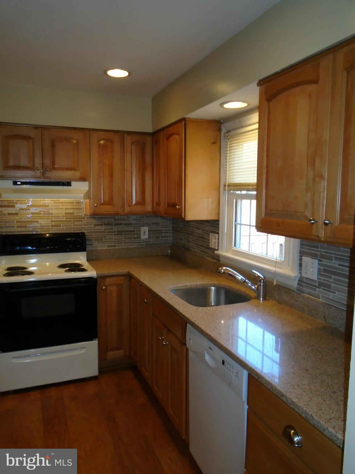 2702 Coon Club Road Westminster, MD 21157 - Photo 6 of 16 Kitchen