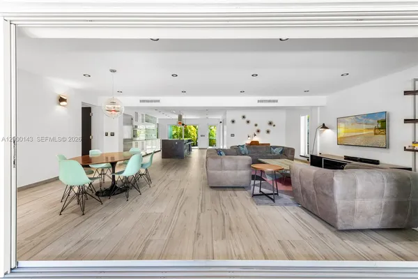 $18,000 | 741 86th Street, Miami Beach, FL 33141