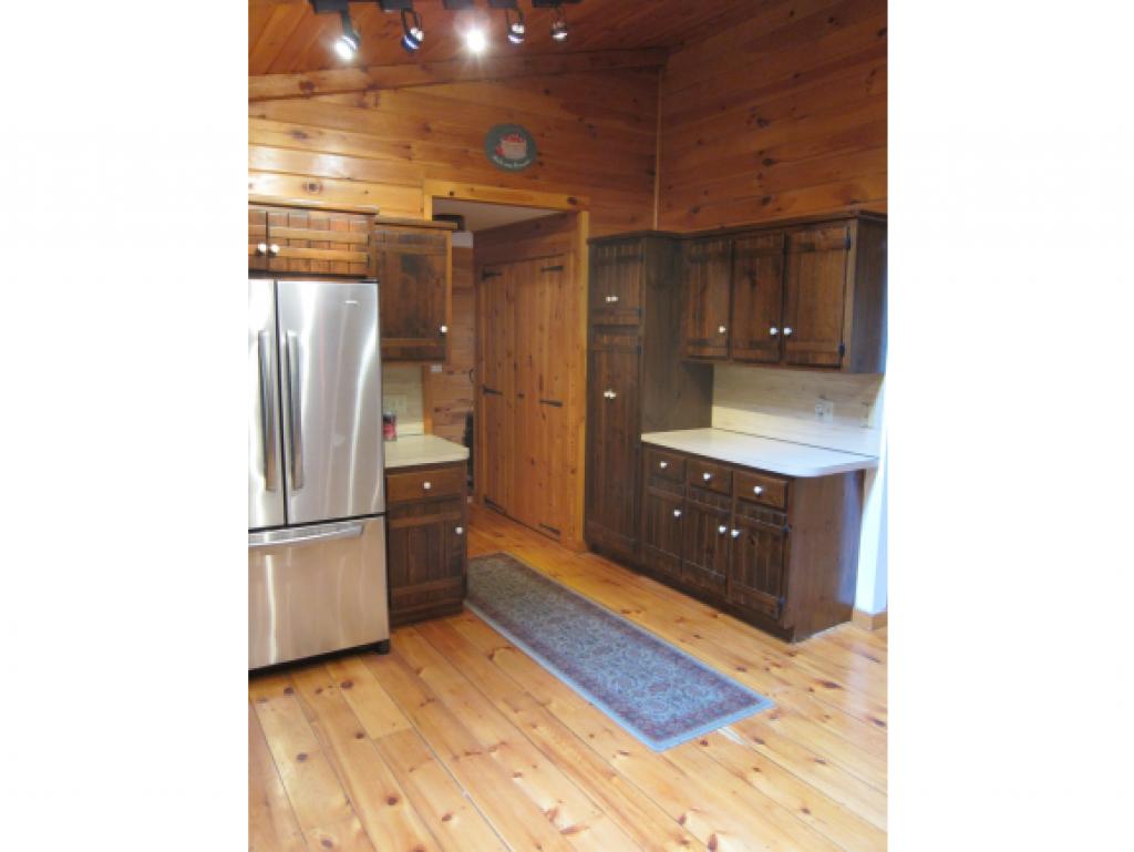 220 Sandown Road Fremont, NH 03044 - Photo 11 of 33