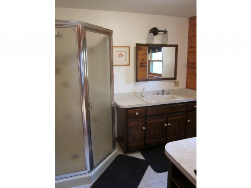220 Sandown Road Fremont, NH 03044 - Photo 17 of 33