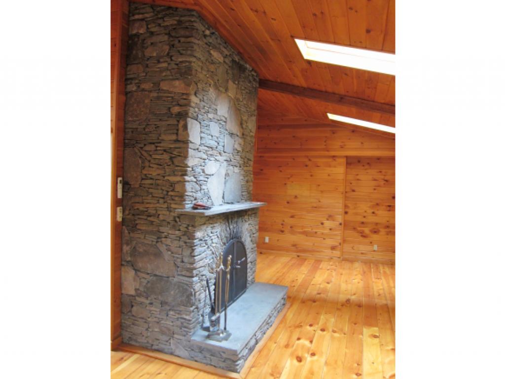 220 Sandown Road Fremont, NH 03044 - Photo 26 of 33