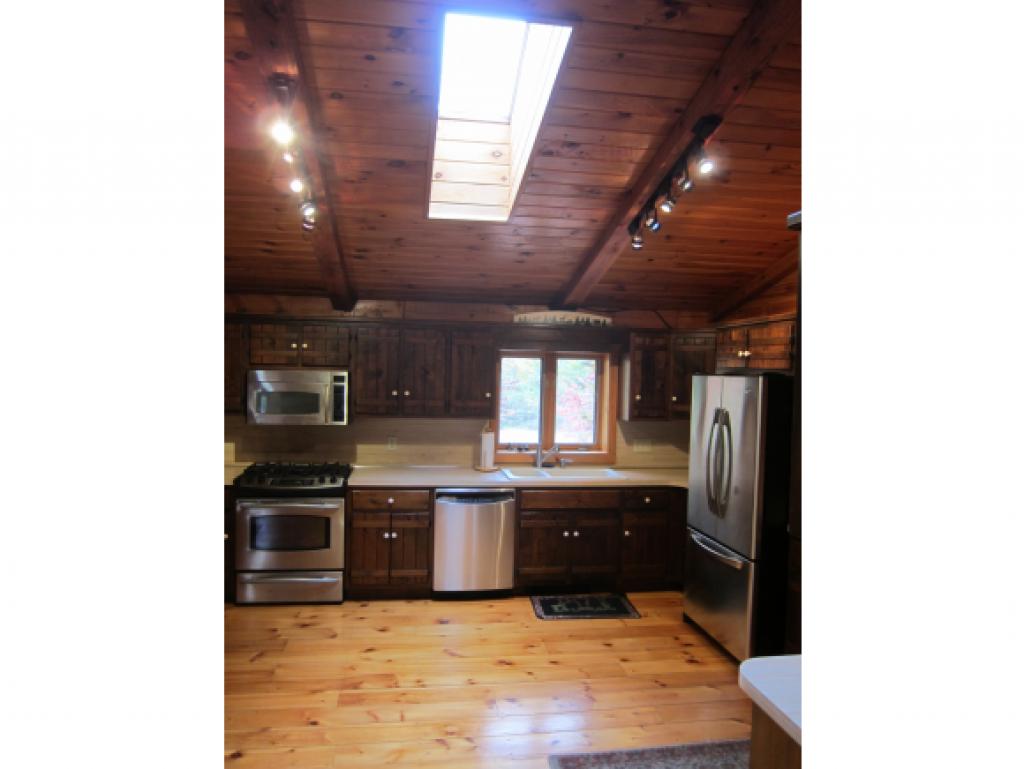 220 Sandown Road Fremont, NH 03044 - Photo 8 of 33