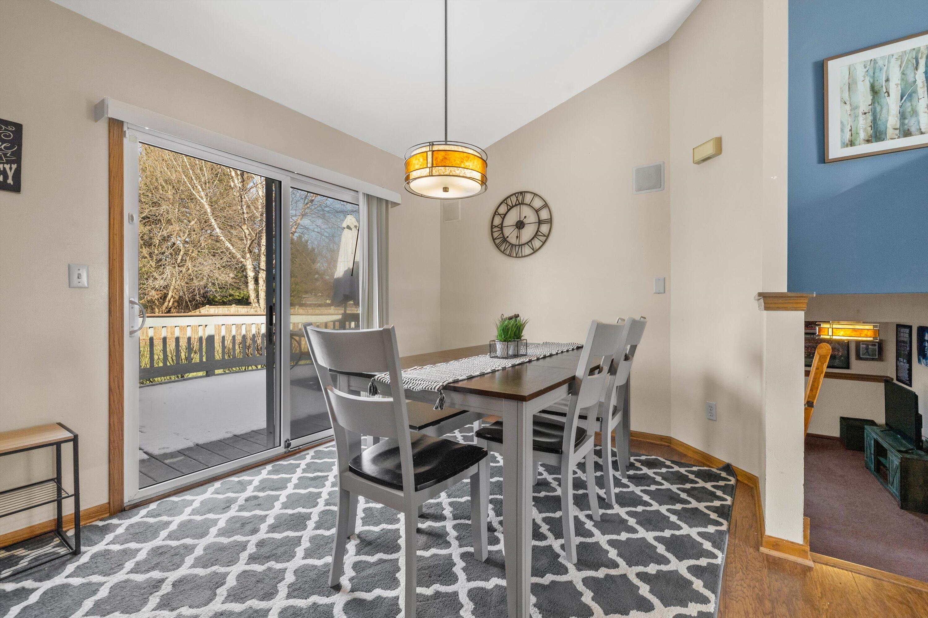 702 Fox Knoll Drive Rochester, WI 53185 - Photo 13 of 40 15-IMG_2240