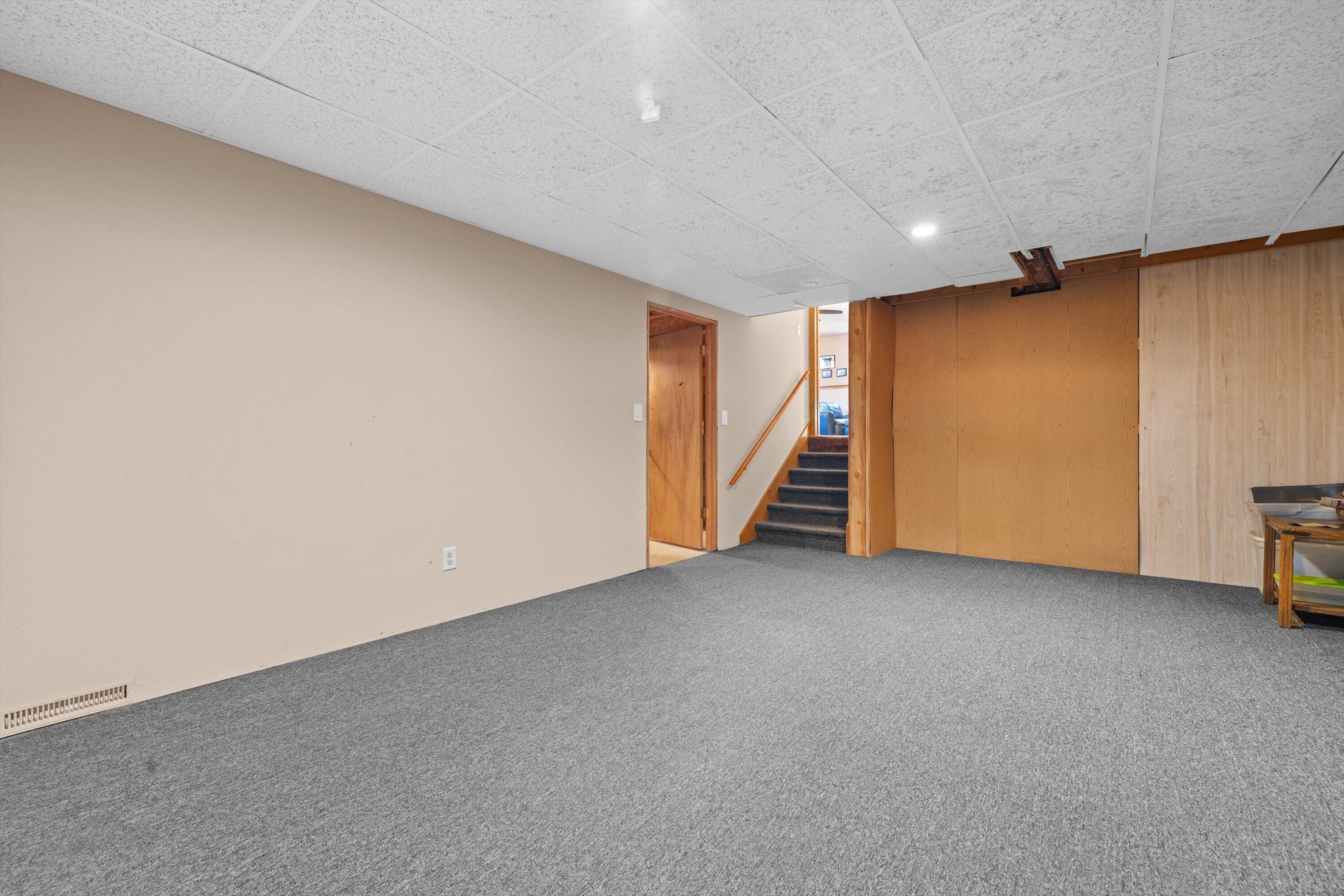 702 Fox Knoll Drive Rochester, WI 53185 - Photo 27 of 40 29-IMG_2306