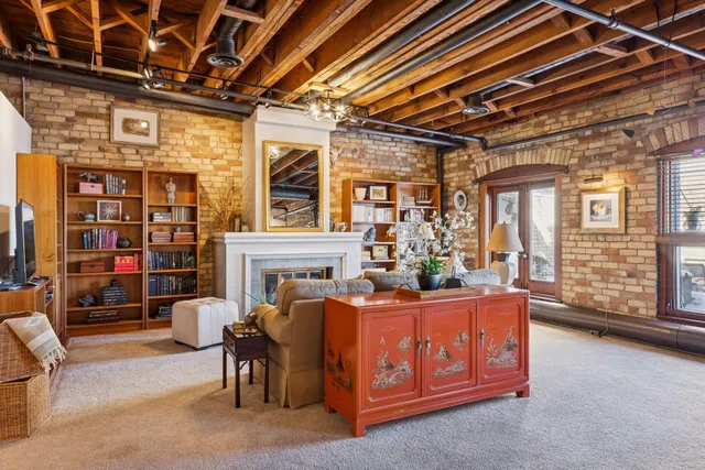 $460,000 | 702 North 1st Street, Unit 521, Minneapolis, MN 55401