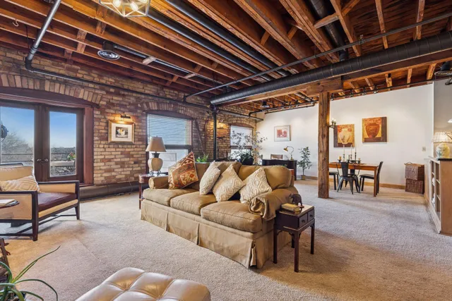 $460,000 | 702 North 1st Street, Unit 521, Minneapolis, MN 55401