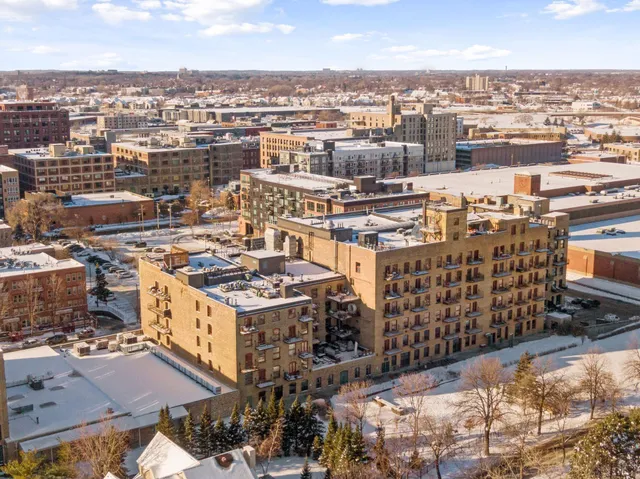 $460,000 | 702 North 1st Street, Unit 521, Minneapolis, MN 55401