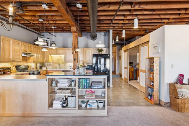 $460,000 | 702 North 1st Street, Unit 521, Minneapolis, MN 55401