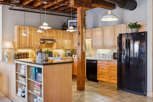 $460,000 | 702 North 1st Street, Unit 521, Minneapolis, MN 55401