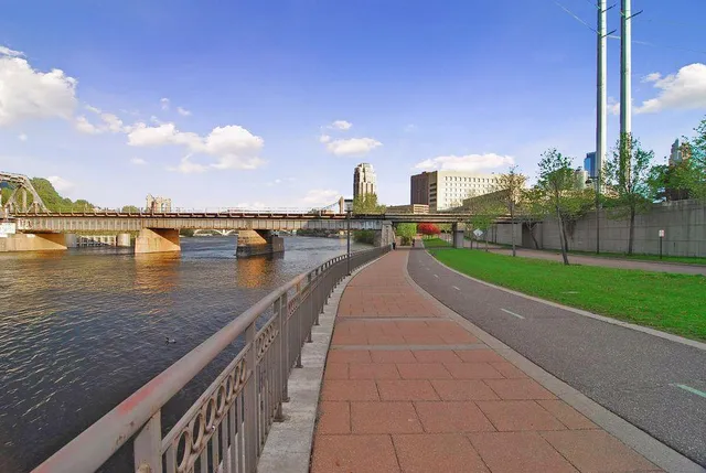 $460,000 | 702 North 1st Street, Unit 521, Minneapolis, MN 55401