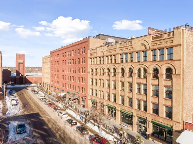 $460,000 | 702 North 1st Street, Unit 521, Minneapolis, MN 55401