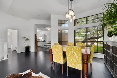 $699,000 | 6905 Crosby Circle, Unit 16, Austin, TX 78746