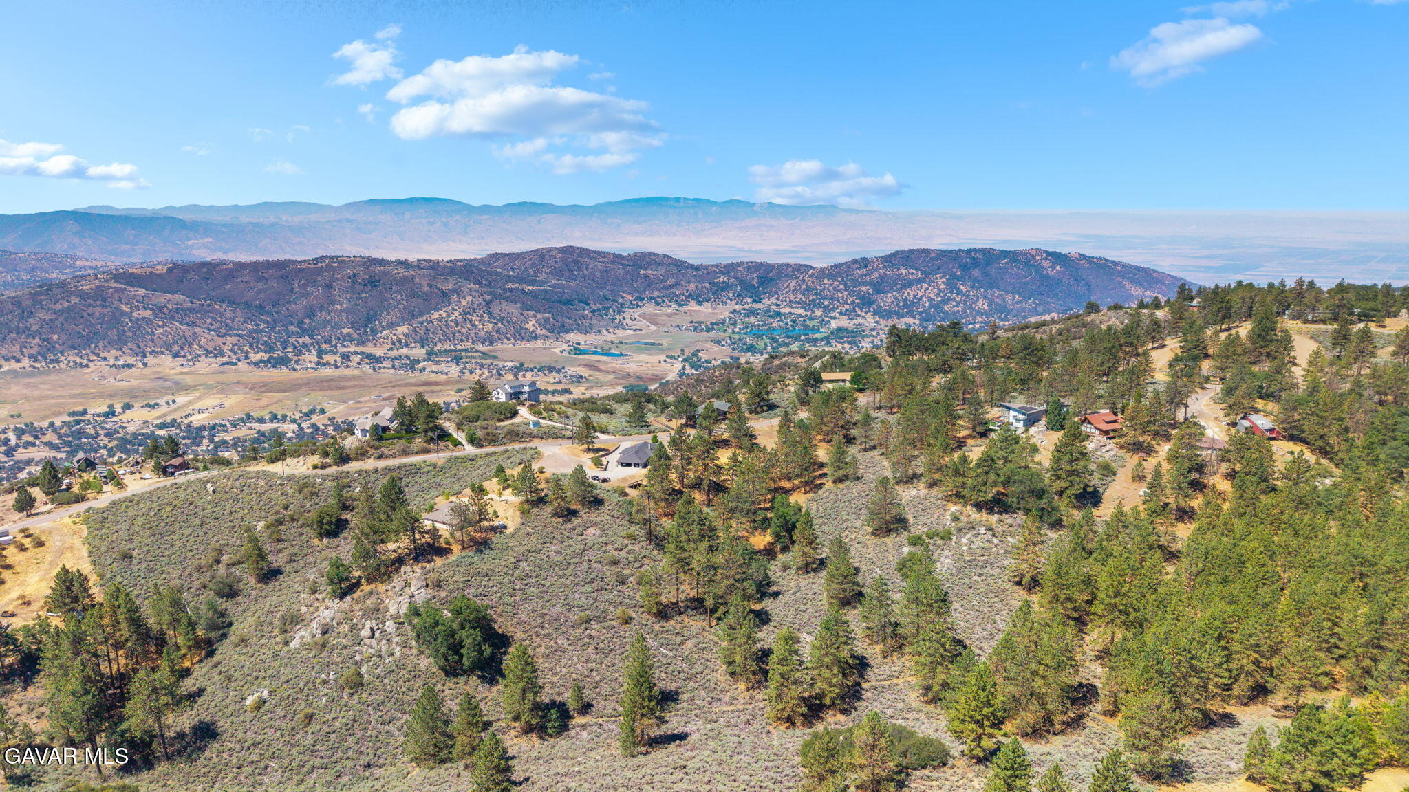 25620 High Rock Court Tehachapi, CA 93561 - Photo 47 of 49 47-web-or-mls-DJI_20260707105931_0101_D