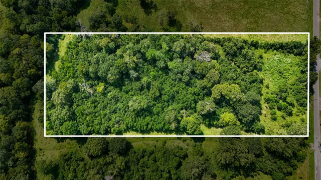 $185,000 | 1401 County Road 2061, Hull, TX 77564