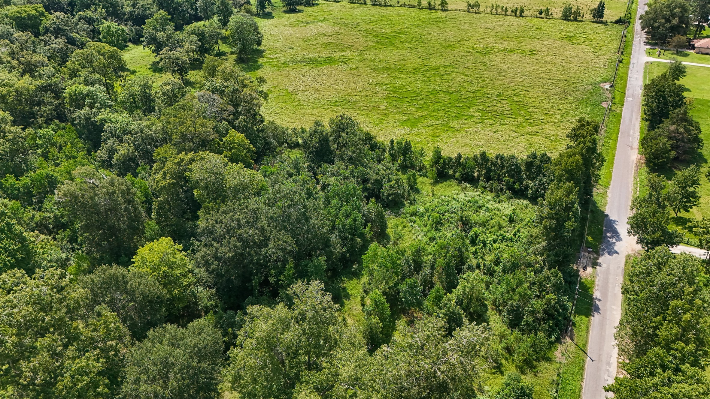 1401 County Road 2061 Hull, TX 77564 - Photo 6 of 29