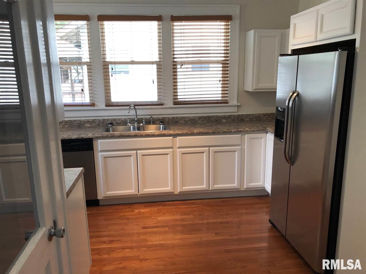 1717 South College Street Springfield, IL 62704 - Photo 13 of 20 Gallery Image 13