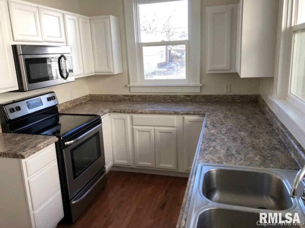 1717 South College Street Springfield, IL 62704 - Photo 9 of 20 Gallery Image 9