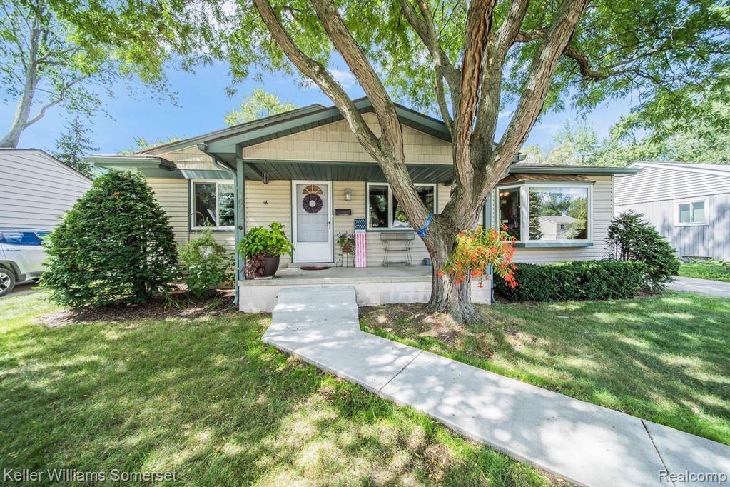 4003 Kent Road Royal Oak, MI 48073 - Photo 1 of 34